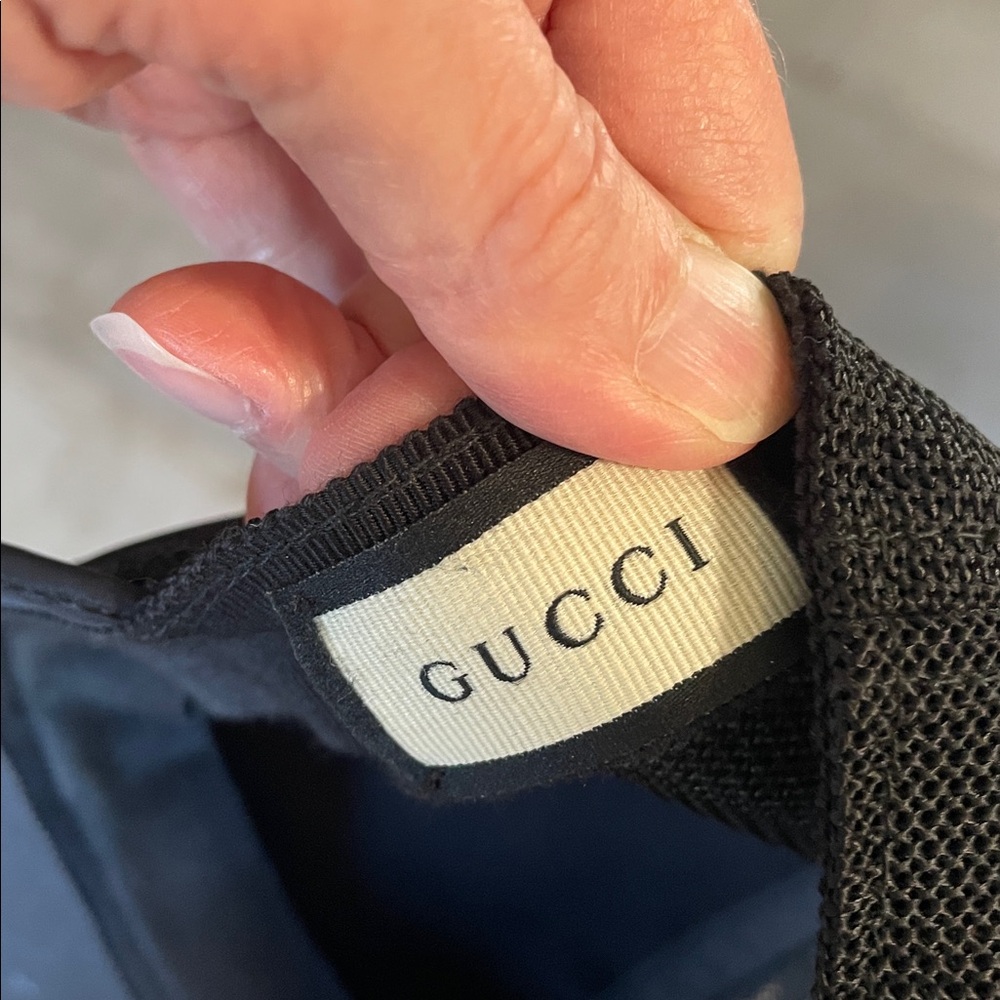 Gucci Black Hat - Picture 6 of 6